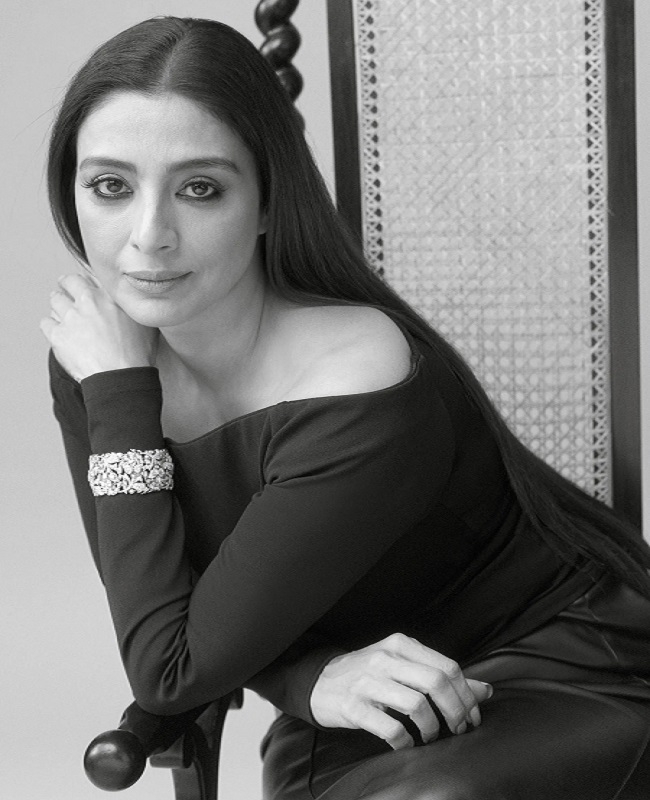 Kareena Kapoor Kriti Sanon and Tabu Poses for Vogue Magzine