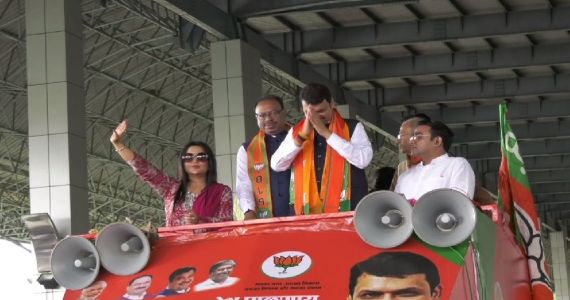 उपमुख्यमंत्री देवेंद्र फडणवीस का नागपुर में भव्य स्वागत