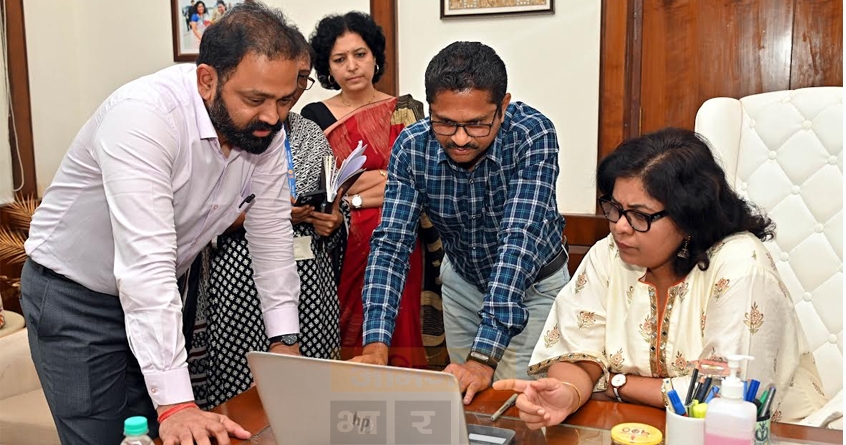 e-nazul-system-made-more-user-friendly-district-magistrate - Abhijeet Bharat