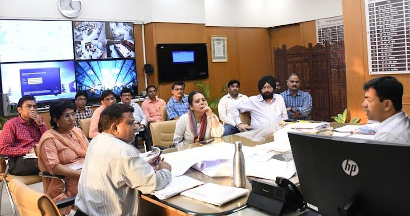 ambazari-lake-beautification-municipal-commissioner-meeting - Abhijeet Bharat