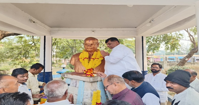 Indian Constitution Day celebrated with enthusiasm in Katol - Abhijeet Bharat