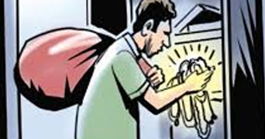 nagpur-crime-burglary-incident-stolen-valuables - Abhijeet Bharat