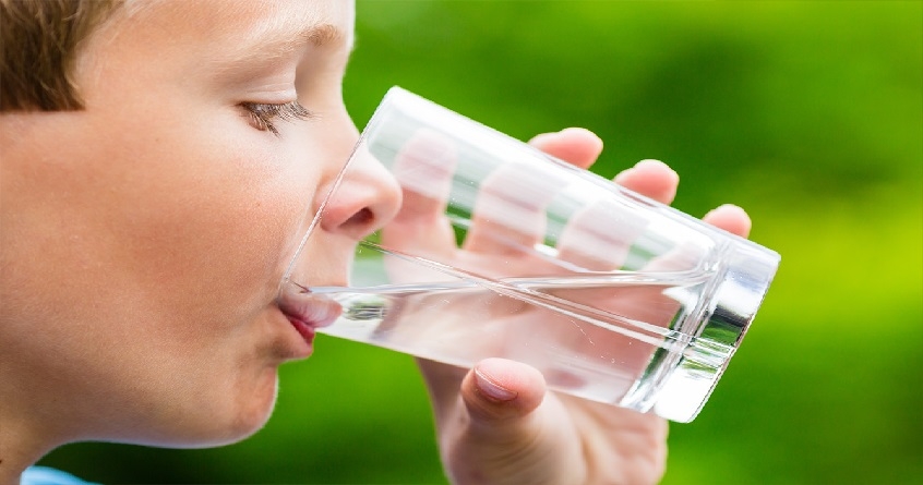 Dehydration Problem in Kids During Summers
