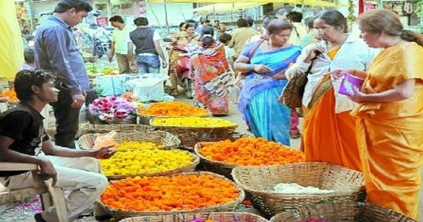 Vidarbha biggest flower market is in Nagpur There is a business of 40 lakhs every day - Abhijeet Bharat