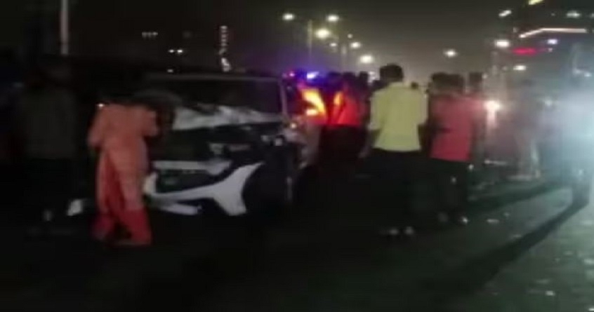 In Ahmedabad Double Accident First truck and car collided then high speed Jaguar crushed the crowd 9 killed - Abhijeet Bharat