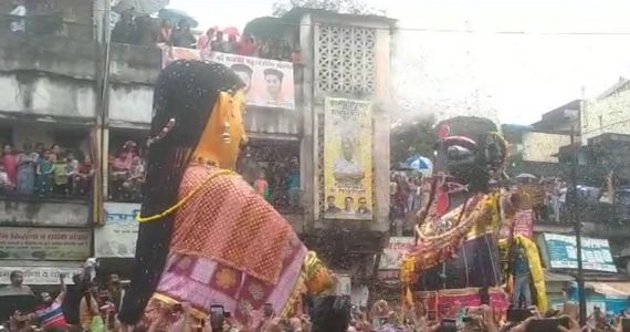 इडा पीडा घेऊन जा गे मारबत : नागपुर शहर की परंपरा और इतिहास को बनाए रखने वाली मारबत