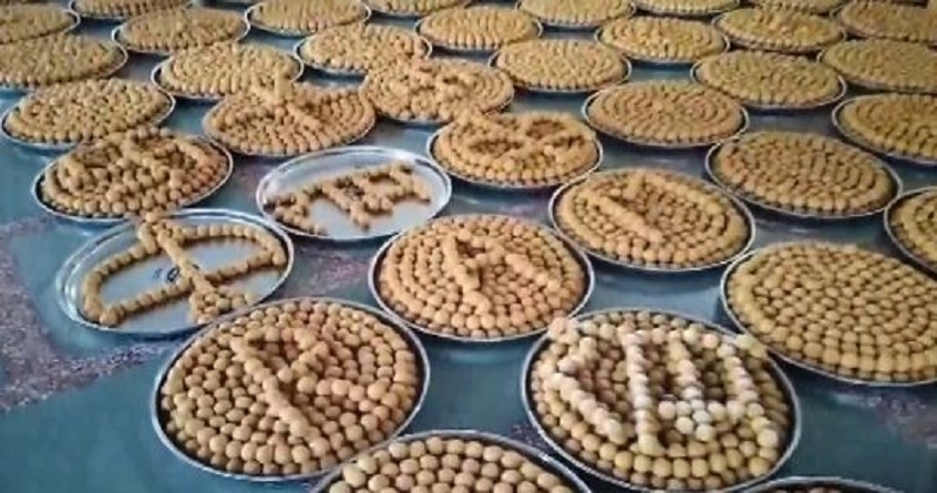 45 tonnes of Laddu being made by Halwai of Varanasi Gujarat for Ayodhya Ram Lala Pran Pratishtha  - Abhijeet Bharat