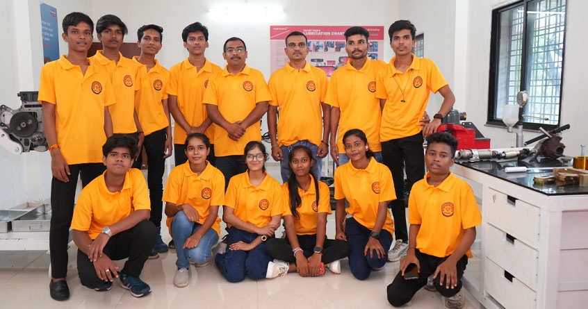 rtmnu skill centre to train 2000 tribal youths in maharashtra