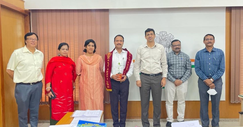 Dr. Sunil Lahane transferred to take charge as Akola Municipal Corporation Commissioner