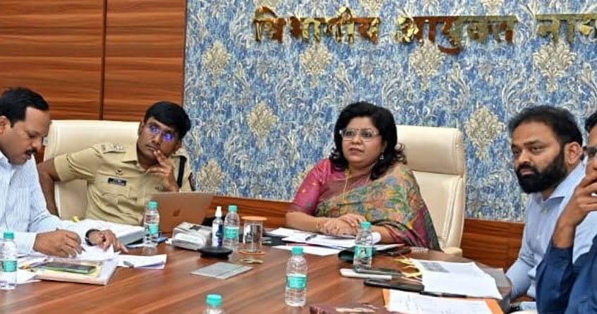 promptly investigate pending crimes under sc st prevention of atrocities act divisional commissioner