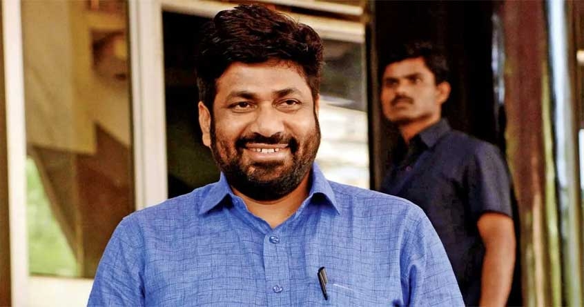 Bacchu Kadu questions state government