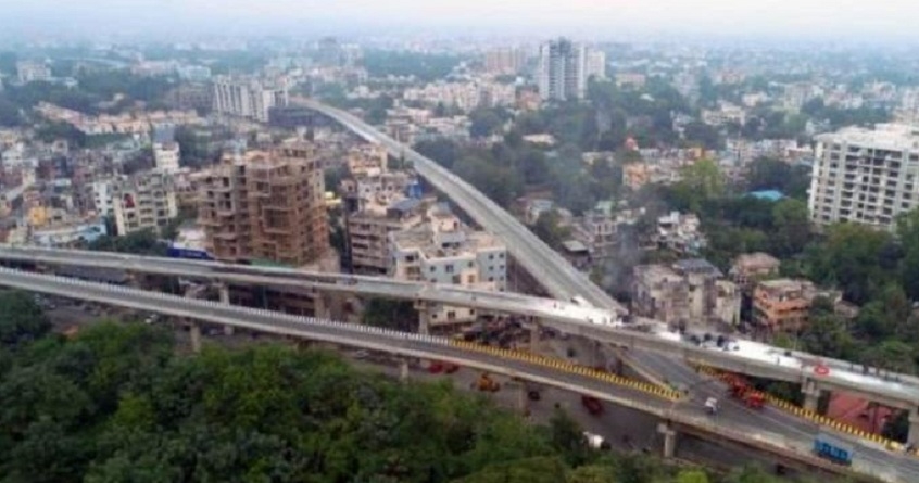 Accident in Sadar flyover