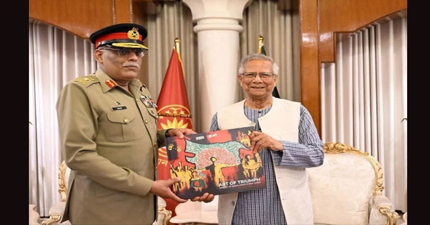 Yunus presents Pakistani general with map