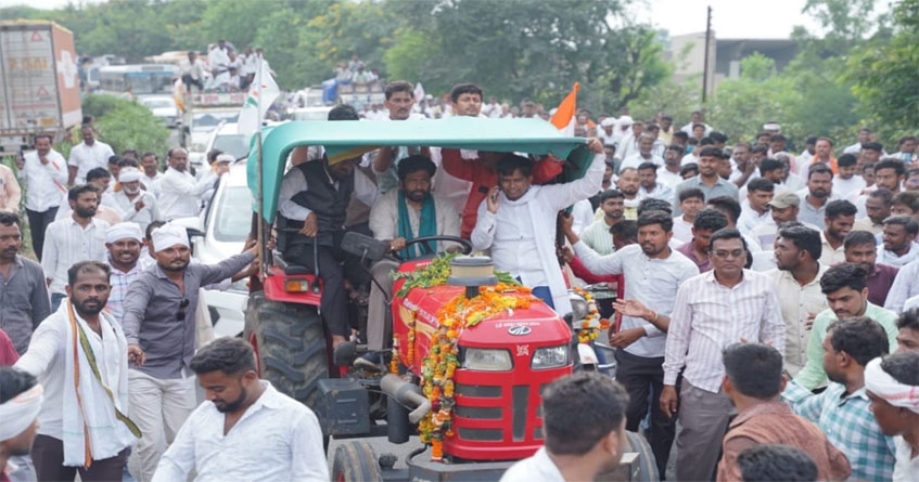Former minister Bacchu Kadu protest