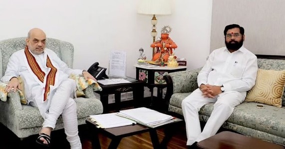 दिल्ली में अमित शाह से मिले नाराज एकनाथ शिंदे! मुंबई में फडणवीस-अजित पवार की बैठक तेज