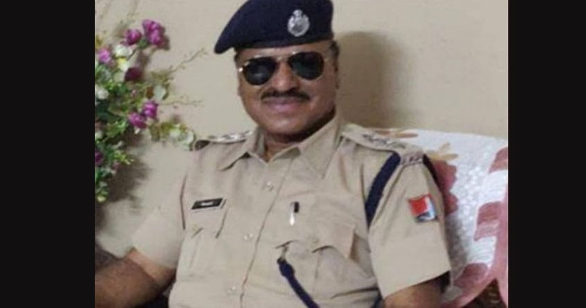 ACB officer caught taking bribe