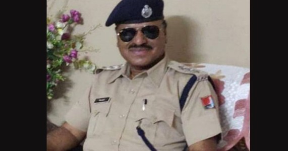 भ्रष्टाचार विरोधी भाषण के एक घंटे बाद ही घूस लेते पकड़े गए एसीबी अधिकारी