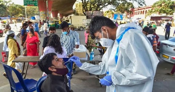 भारत में कोविड-19 मामलों में बढ़ोतरी, स्वास्थ्य विभाग सतर्क