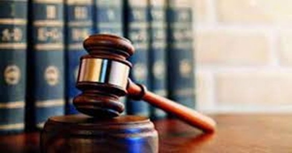नागपुर विधान परिषद चुनाव: हाईकोर्ट ने बढ़ाई गई शराबबंदी रद्द की, मतदान के समय ही बंद रहेंगी दुकानें