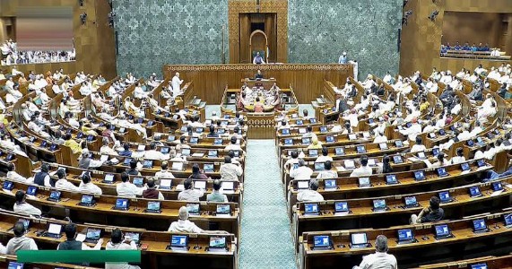 मानसून सत्र से पहले 'मिशन 360' पर NDA का फोकस! फिर सदन में आएगा कॉन्स्टिट्यूएंसी रीऑर्गेनाइजेशन बिल