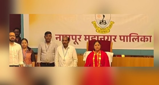 कांग्रेस पर सवाल, NMC में भी वंदे मातरम् के दो अंतरे